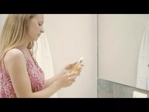 Vídeo sobre Máscara de Limpeza com Óleo Livre & , 100 ml